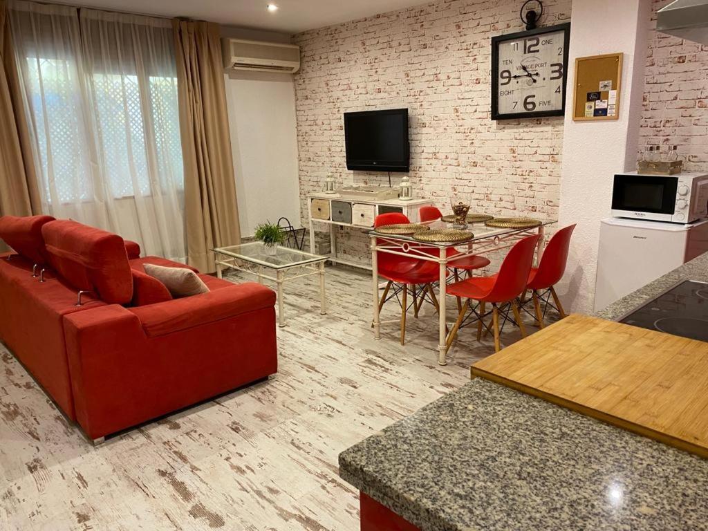 Apartamentos Sevilla Palace Kültér fotó