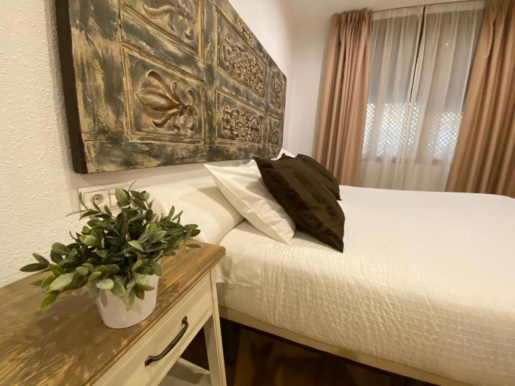 Apartamentos Sevilla Palace Kültér fotó