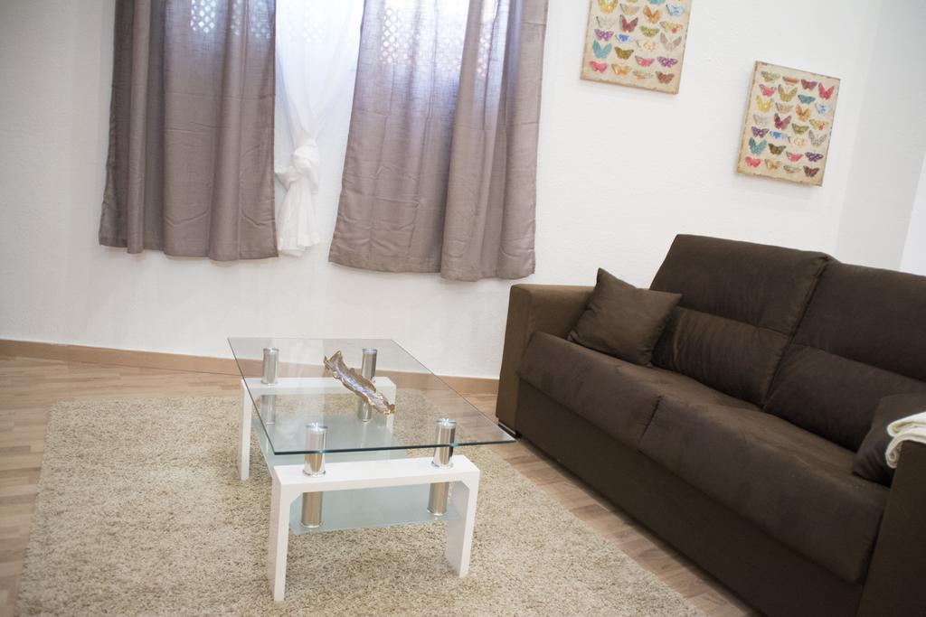 Apartamentos Sevilla Palace Kültér fotó
