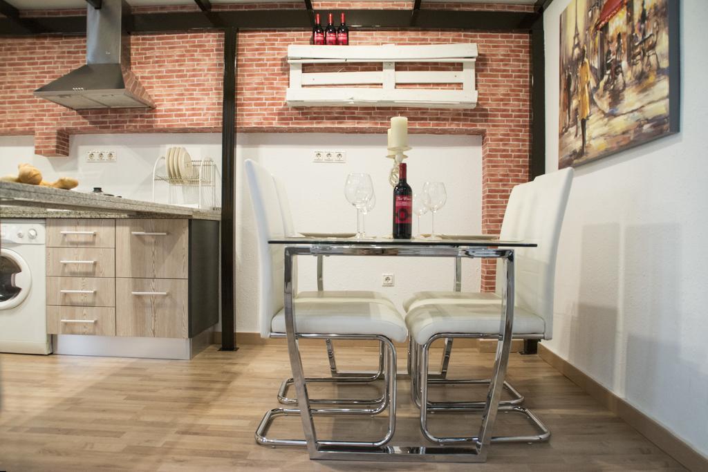 Apartamentos Sevilla Palace Kültér fotó