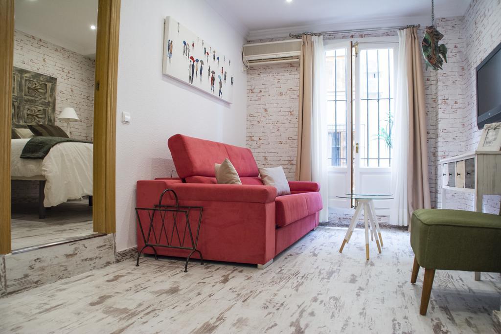 Apartamentos Sevilla Palace Kültér fotó